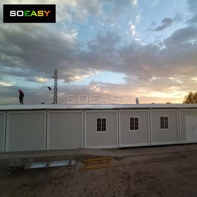 Casa prefabbricata per ufficio modulare per container flat pack da 20 piedi del campo di lavoro
    